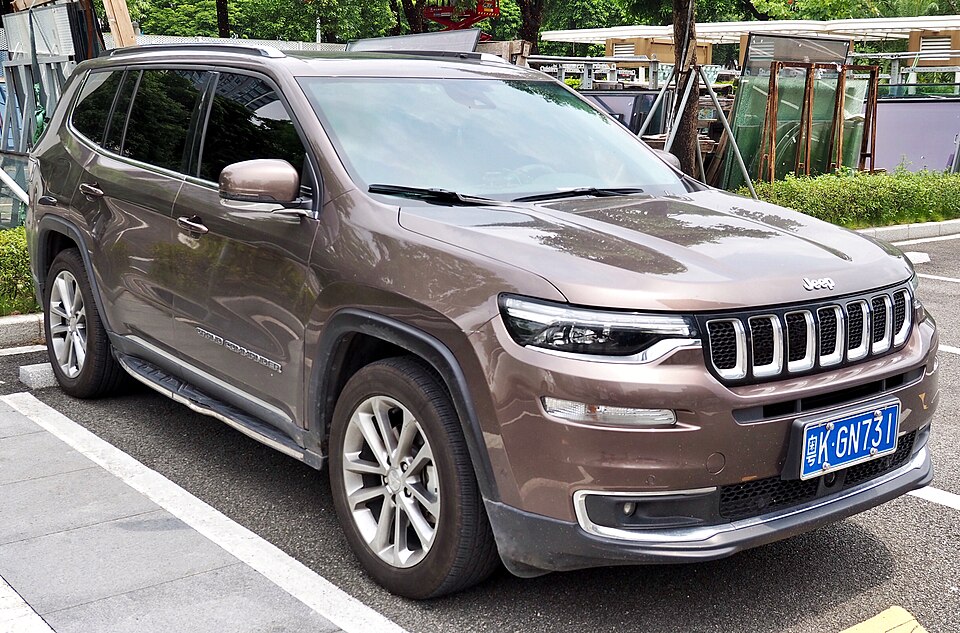 File:2018 Jeep Grand Commander (front).jpg