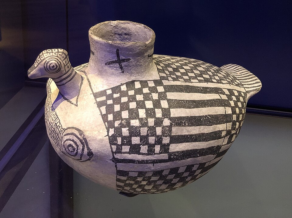 File:Reserve or Tularosa effigy jar.jpg