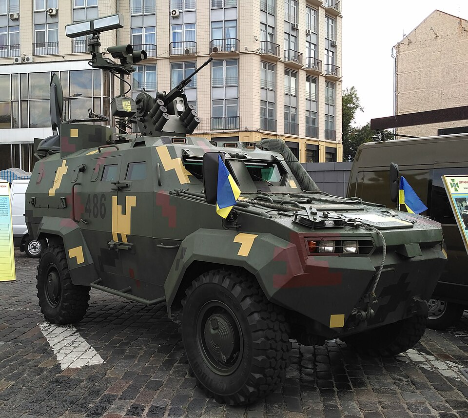 File:BM Triton, Kyiv 2017, 03.jpg