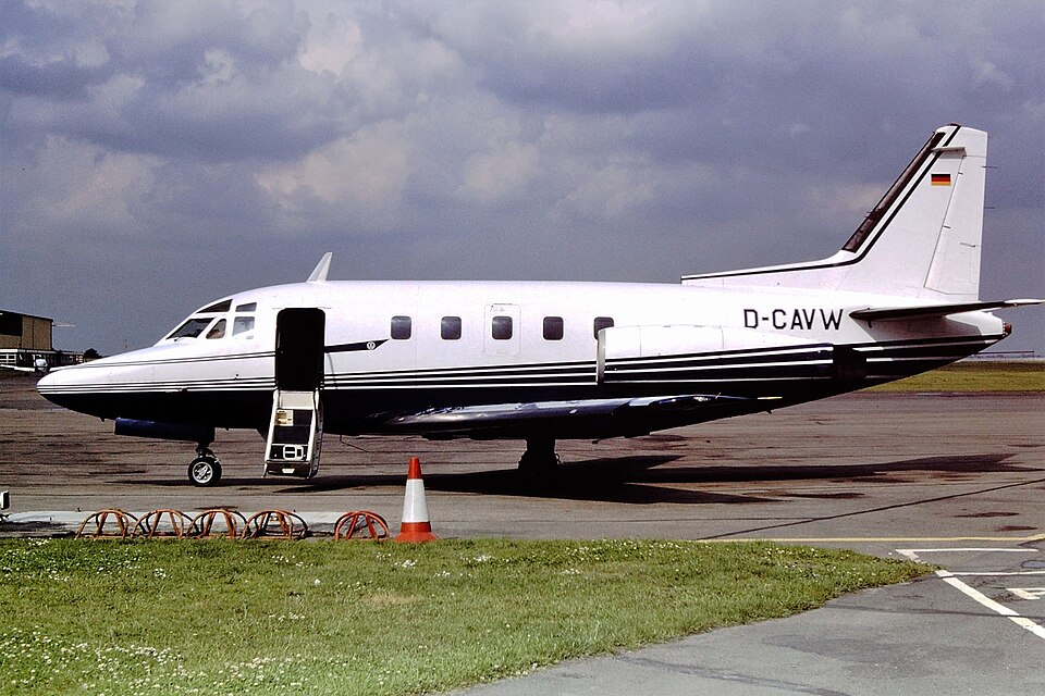 File:D-CAVW Sabreliner CVT 24-06-80 (24722574041).jpg