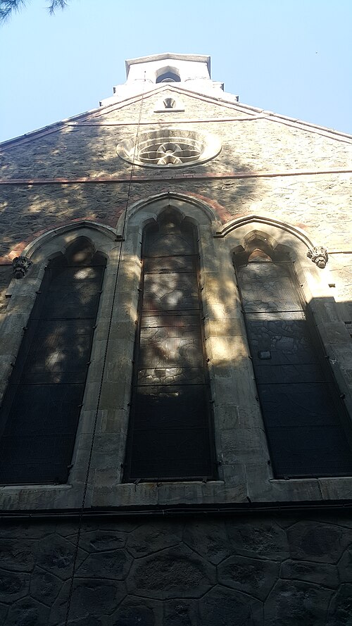 File:Rose windows.jpg