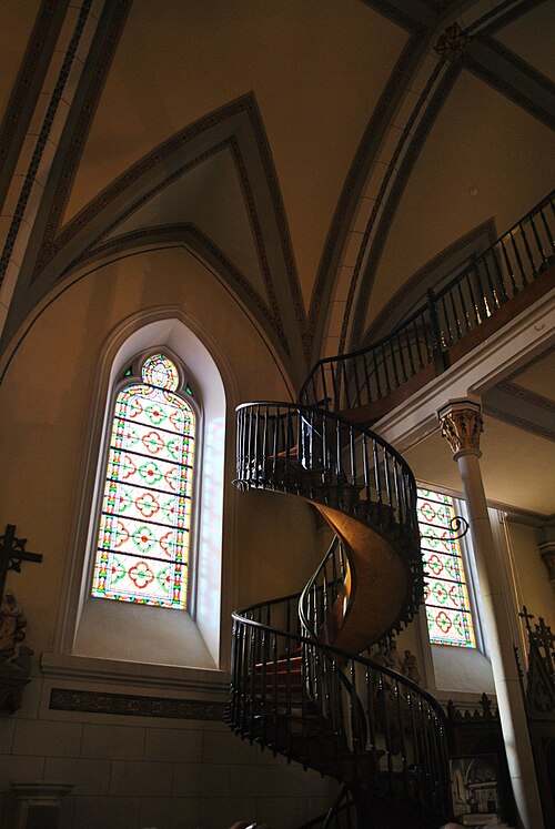 File:The Loretto Chapel 153.JPG