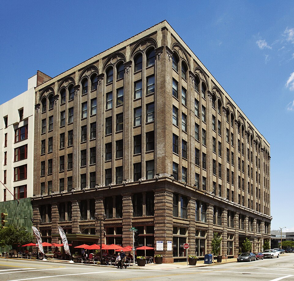 File:Curlee Building.jpg