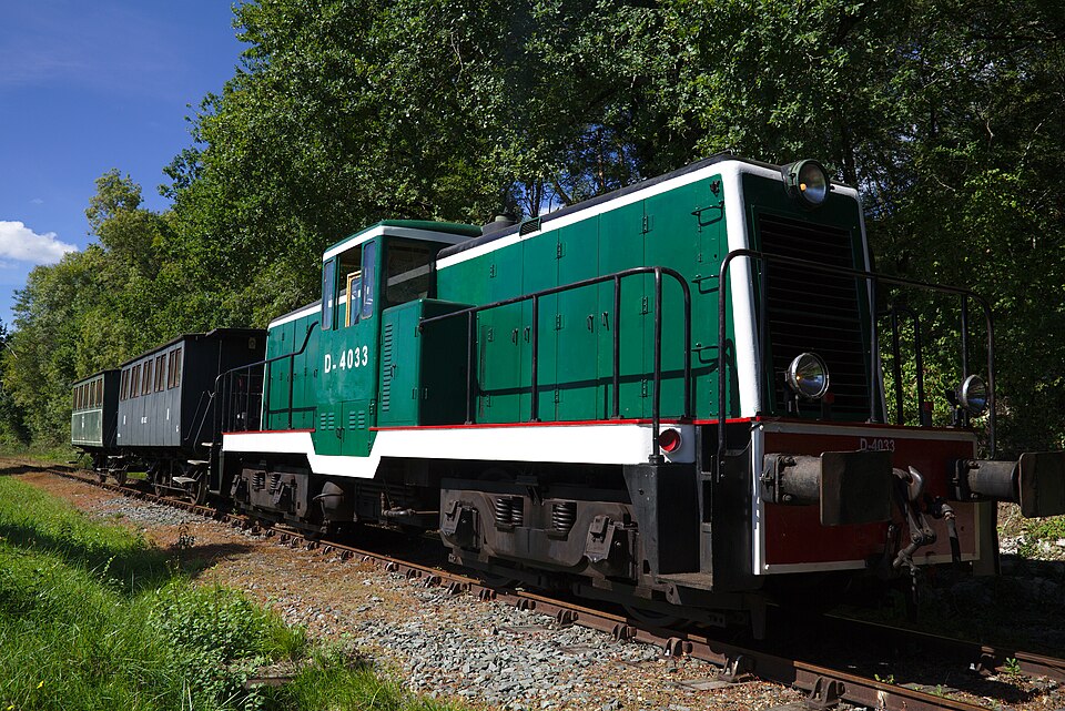 File:TTGM - D-4033.jpg