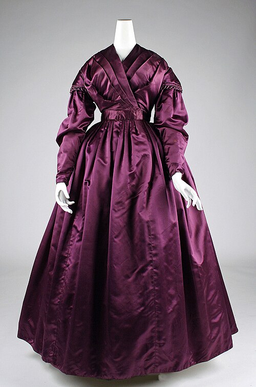 File:Dress MET 1999.216.4 F.jpg