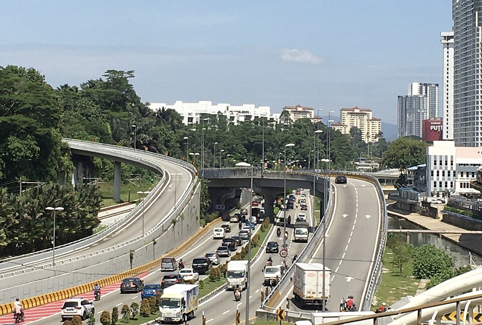 File:Jalan Kuching 3.jpg