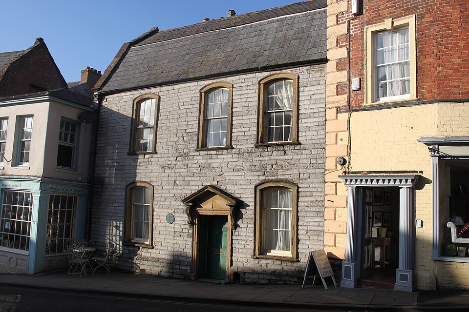 File:Tudor house, Langport.JPG