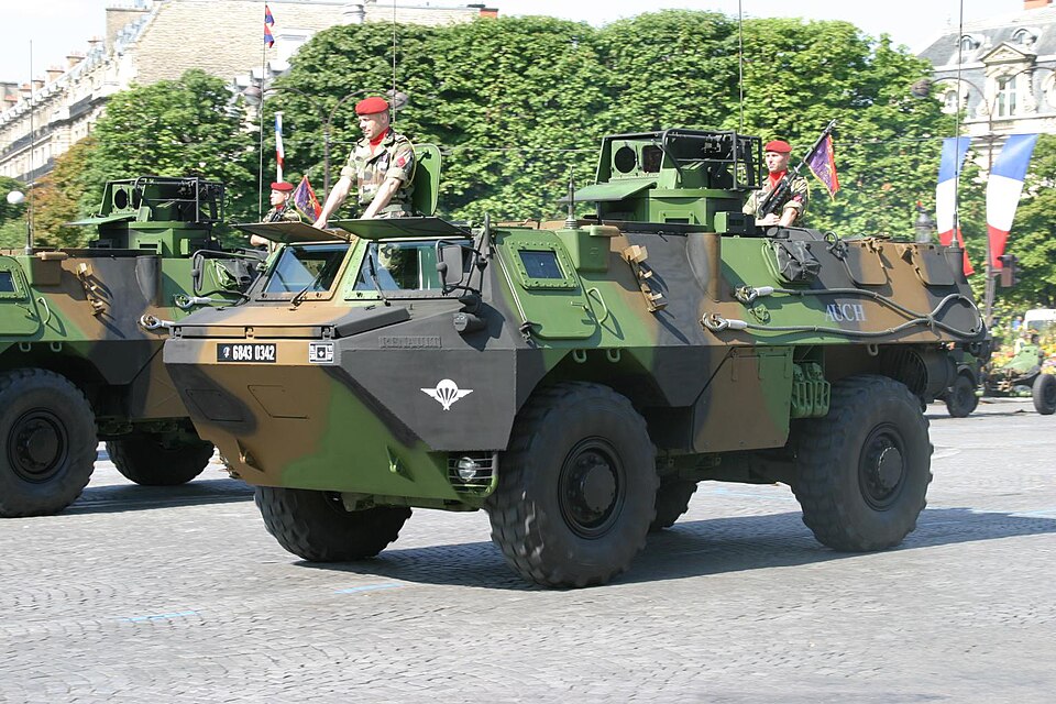 File:VAB VOA 012 FR.JPG