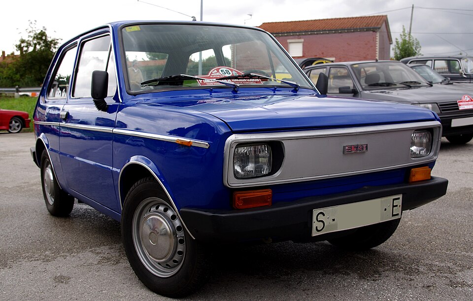 File:1976 Seat 133 Especial (5065972166).jpg