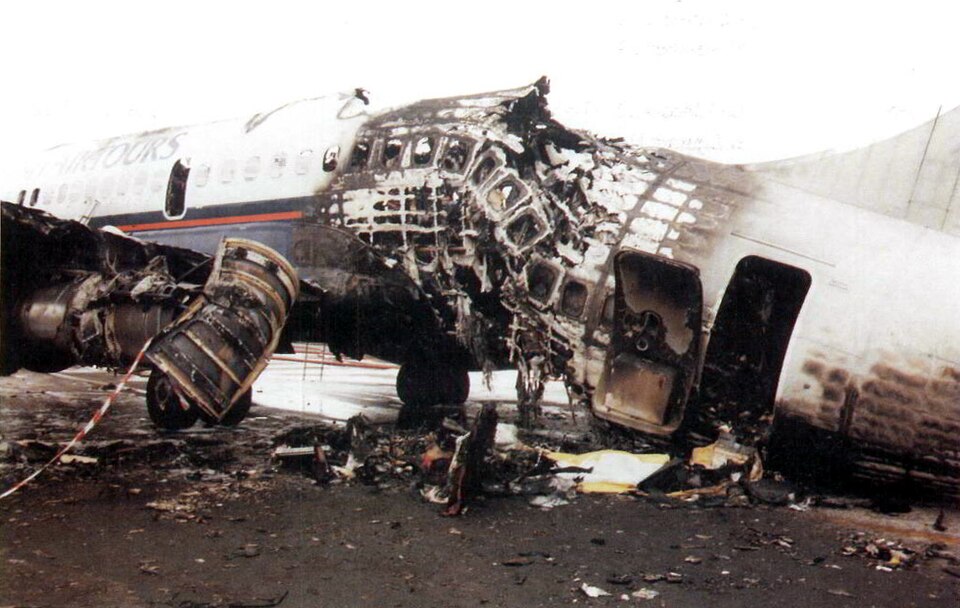 File:BrAirtours 28M 8-1988 B.jpg