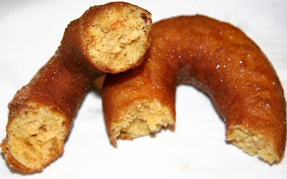 File:DonutHalves.JPG