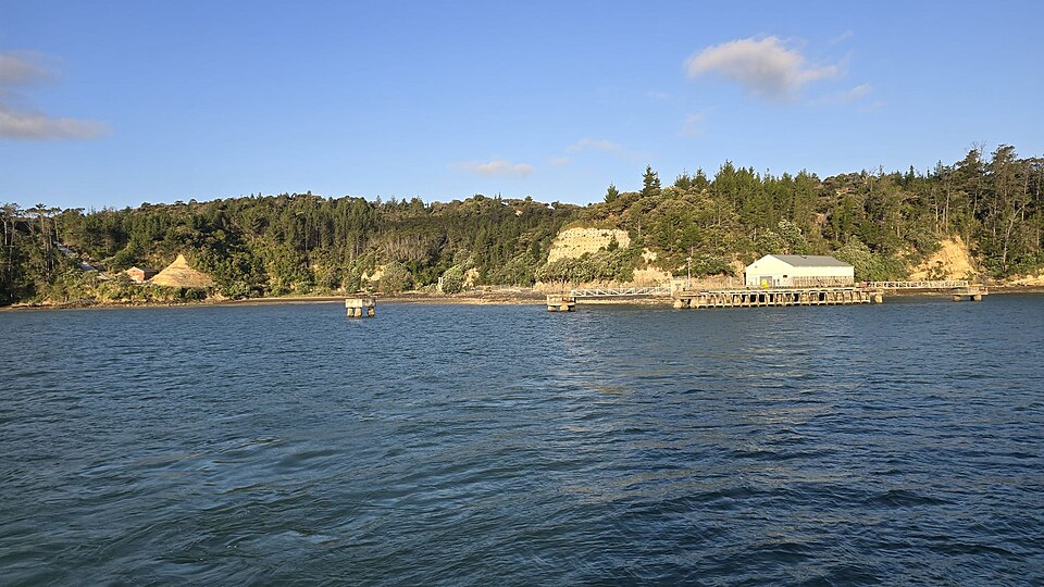 File:Onetaunga Bay IMG-20241208-WA0006.jpg