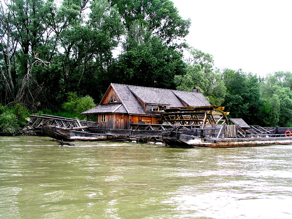 File:Schiffmühle Orth 10.6.2004 1.jpg