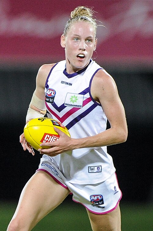 File:Stephanie Cain 2018.jpg