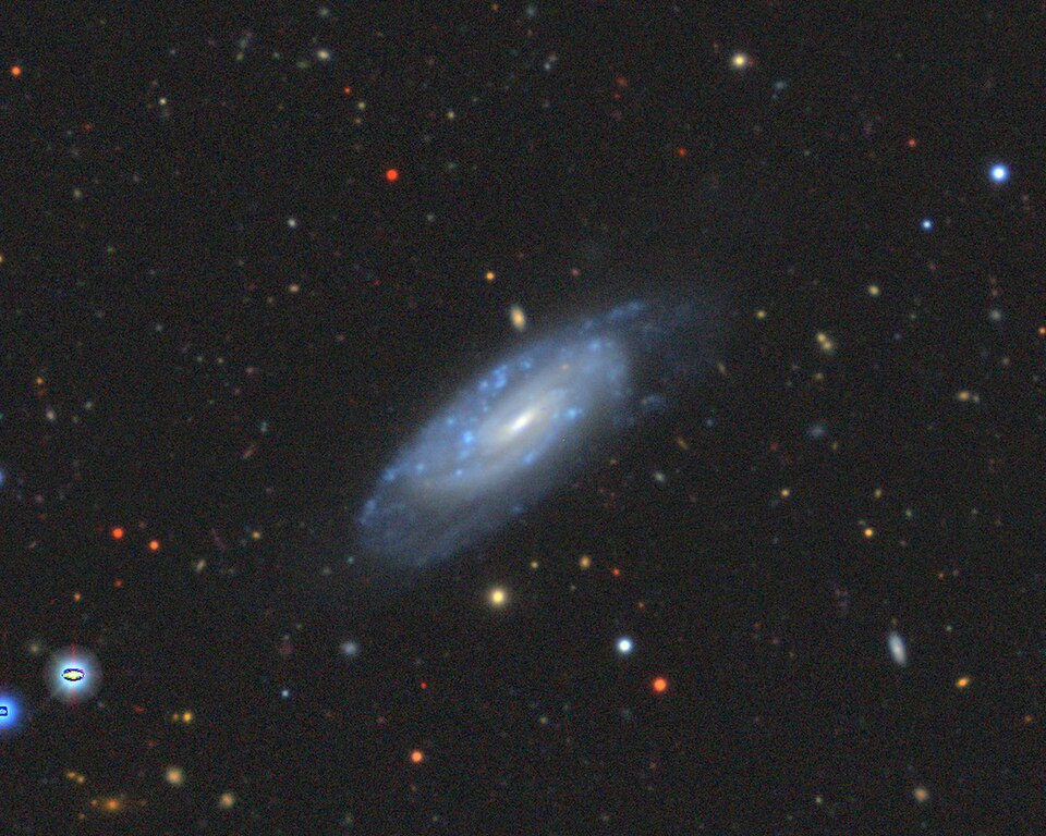 File:UGC 272 imaged by Legacy Surveys.jpg