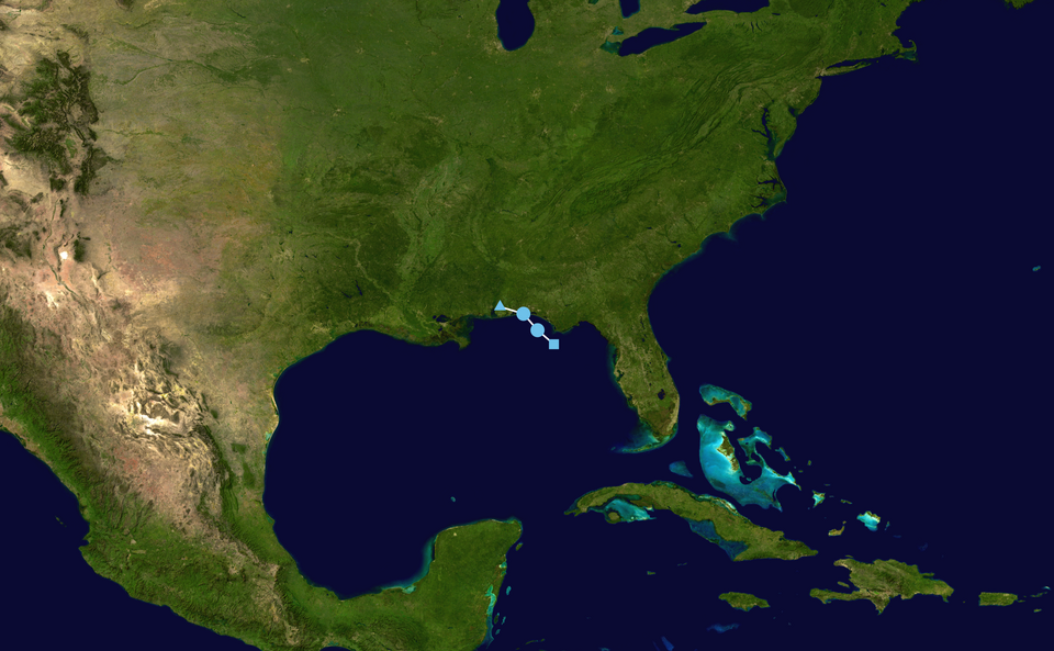 File:10L 2007 path.png