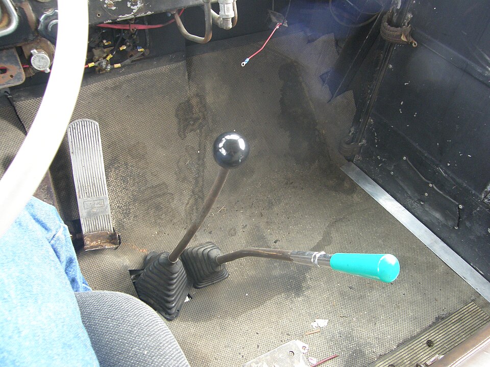File:5x3 Twin stick.JPG