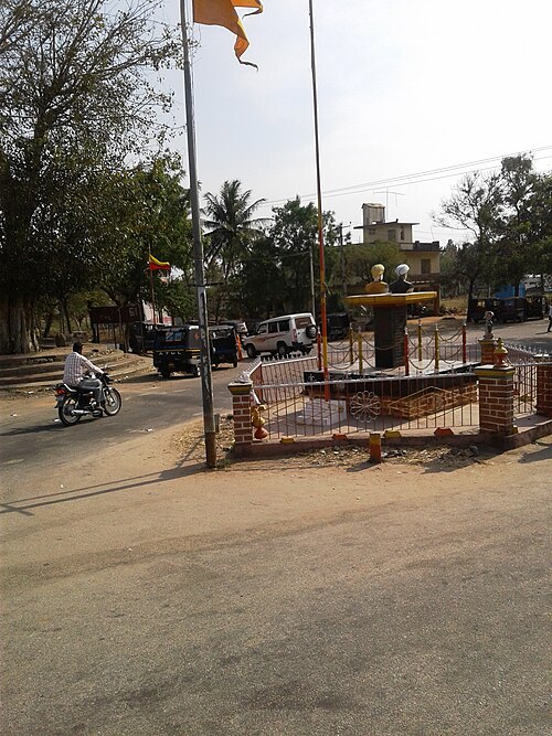 File:Chinakurali. Yellerker.jpg