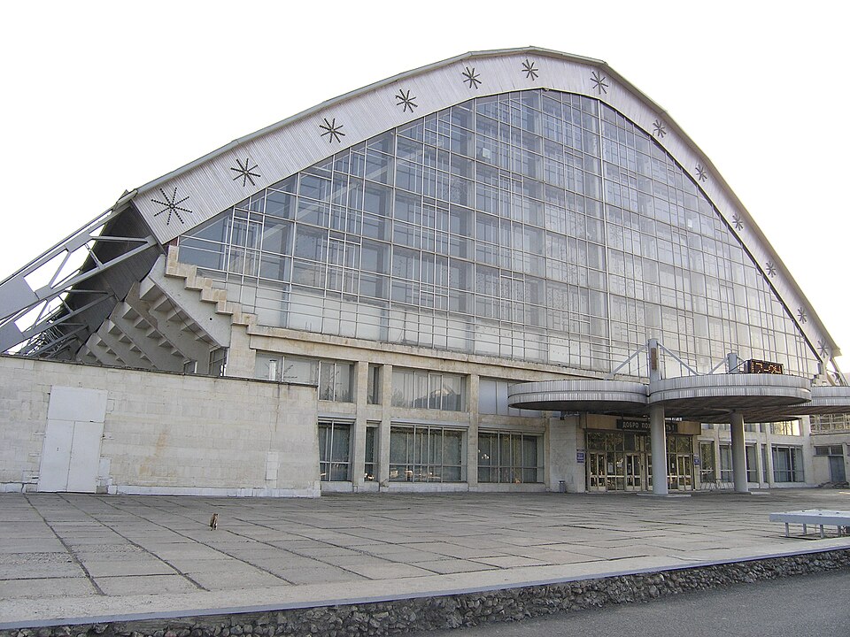 File:Olimp, sport palace, Togliatti, Russia.JPG