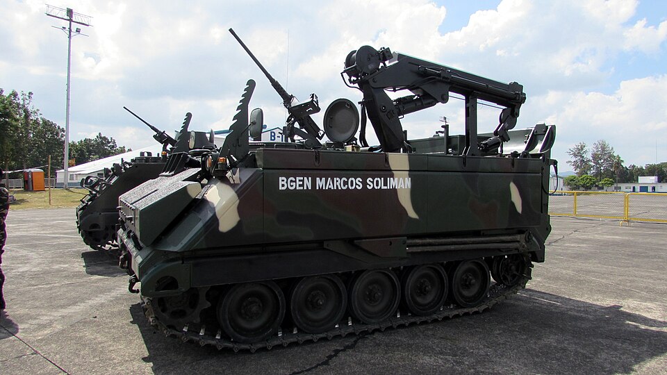 File:Phl Army M113 ARV-Side View.JPG