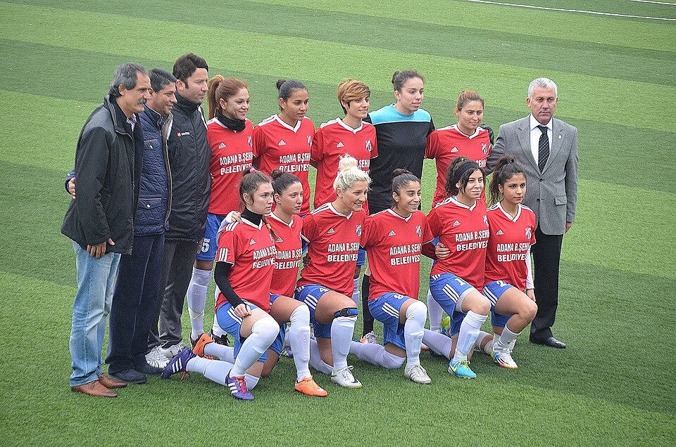 File:Adanaİdmanyurduspor201415.JPG