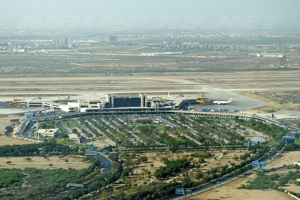 File:Jinnah International Airport.jpg
