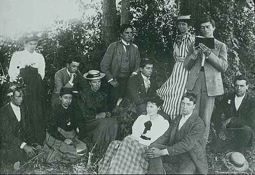 The Pomona class of 1894 gathered outdoors