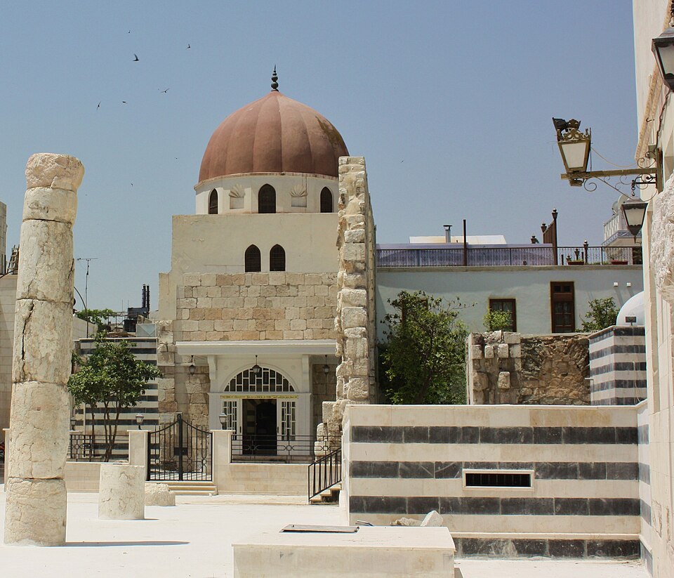File:Saladin mouselum tomb Damascus.jpg