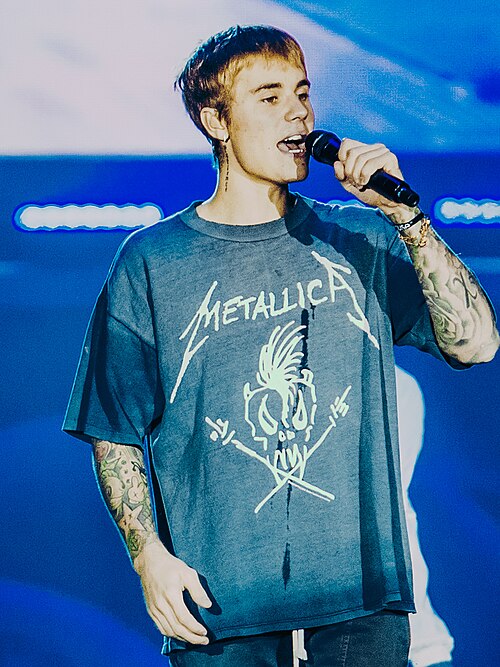 File:Justin Bieber 20161111 009-2 (cropped) (b).jpg