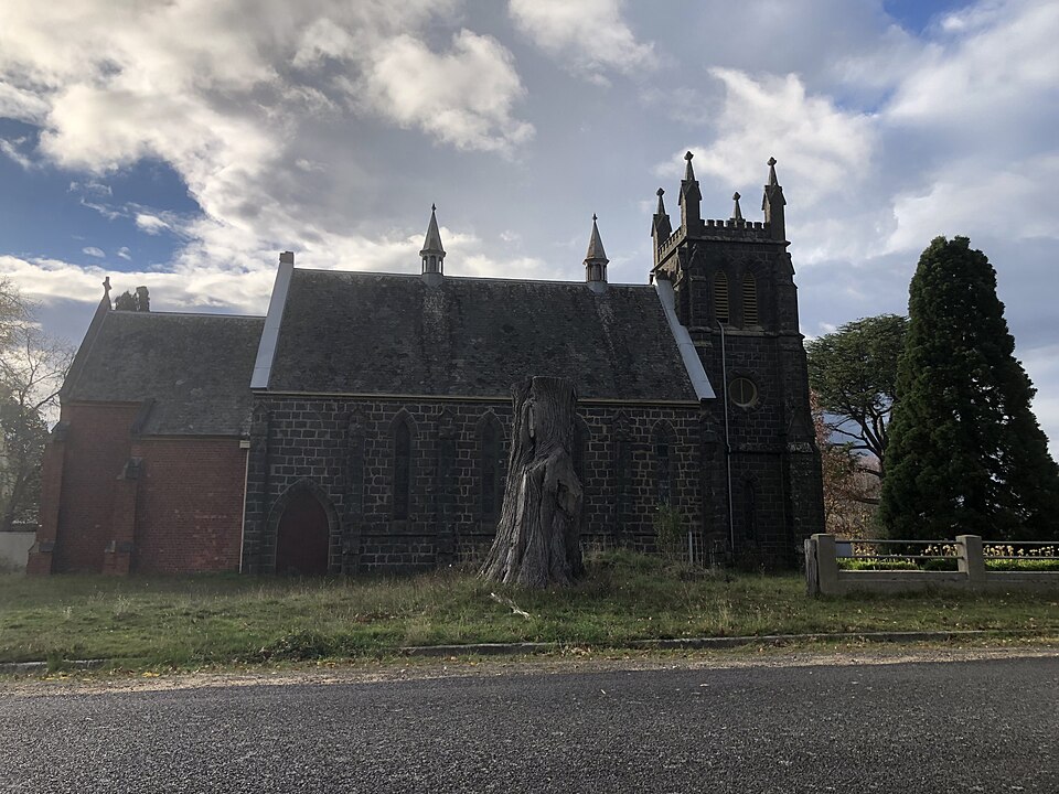 File:Creswick Anglican Church.jpg