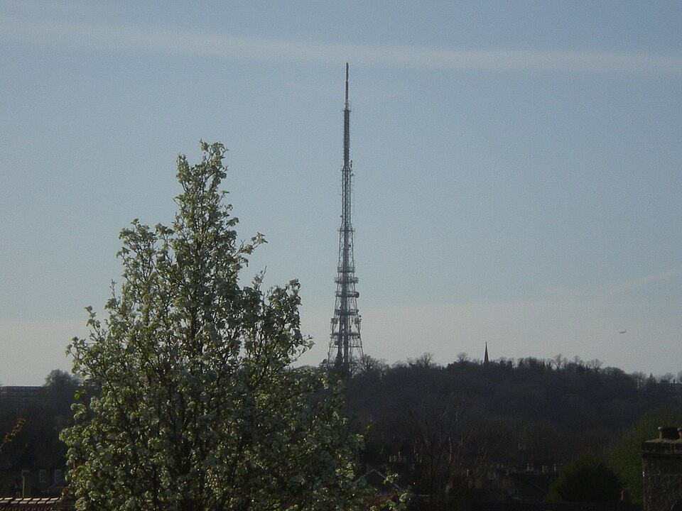File:Croydon Transmitter.JPG