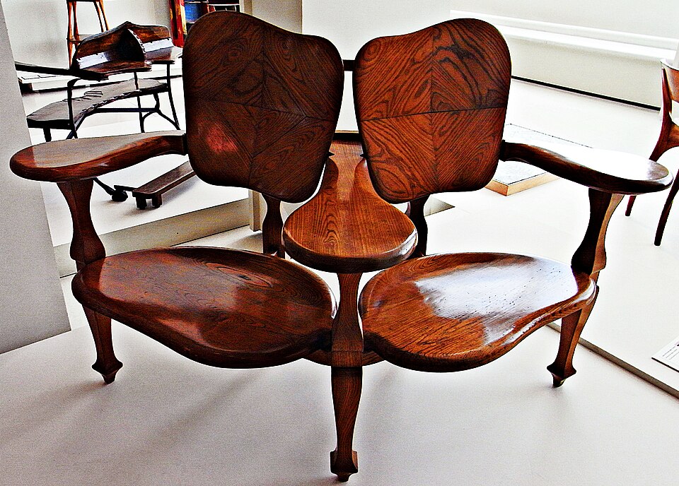 File:MNAC - Art Modern.jpg