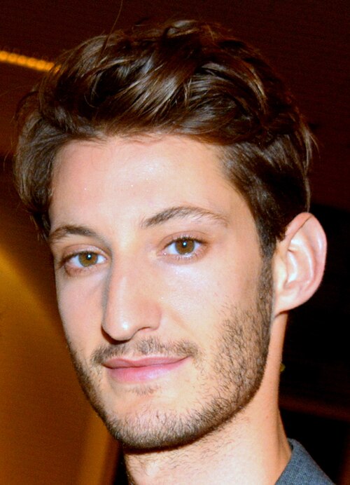 File:Pierre Niney avp 2016 Frantz.jpg