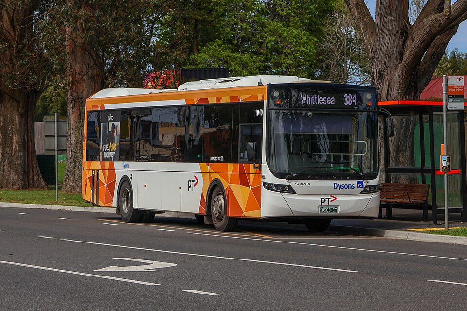 File:Route 384 Bus.jpg