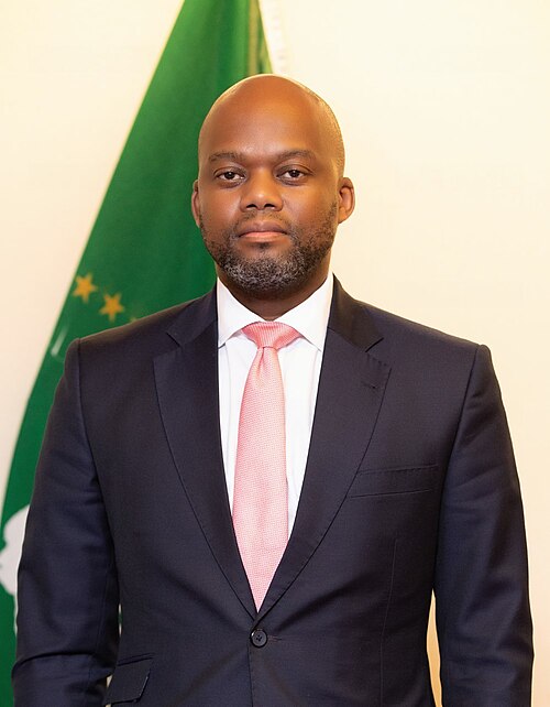 File:Wamkele Keabetswe Mene (Africa).jpg