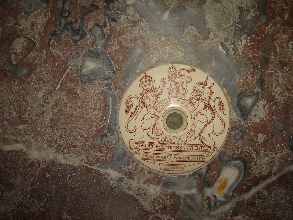 File:Windermere Hotel Urinal Plaque.JPG