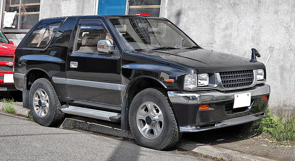 File:Isuzu Mu 003.JPG