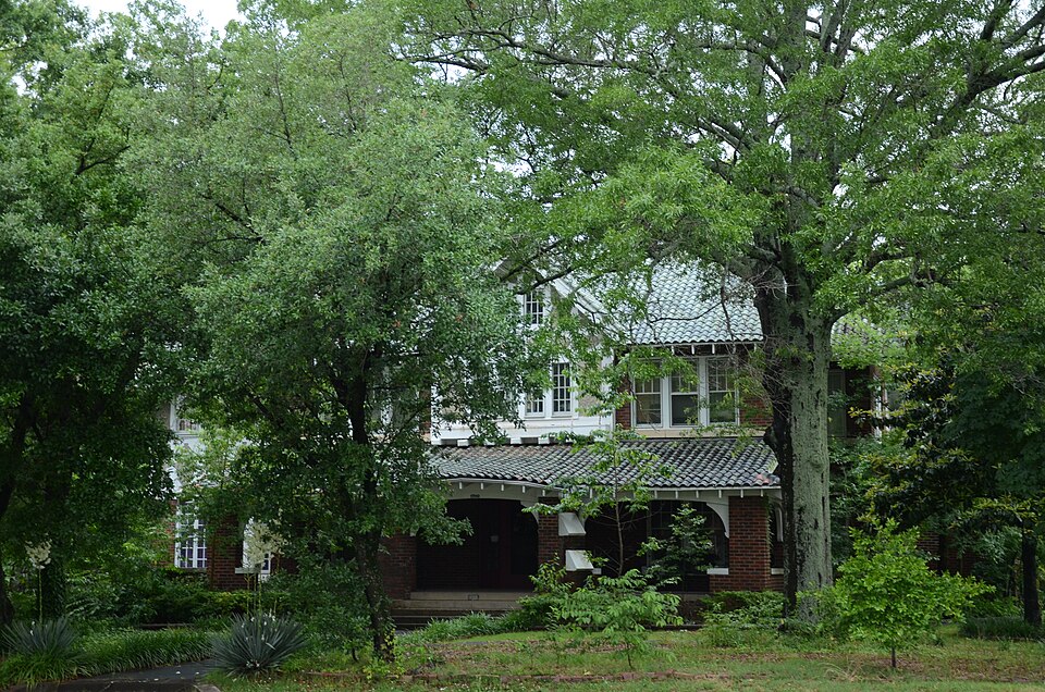 File:Howson House.jpg