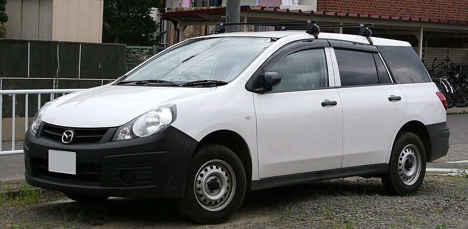 File:Mazda Familia Van Y12.jpg