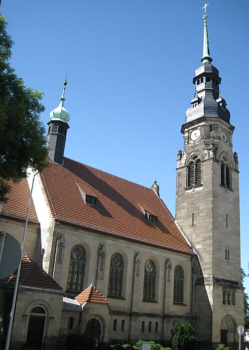 File:Altenburg Herzogin-Agnes-Gedächtniskirche Längsschiff.jpg