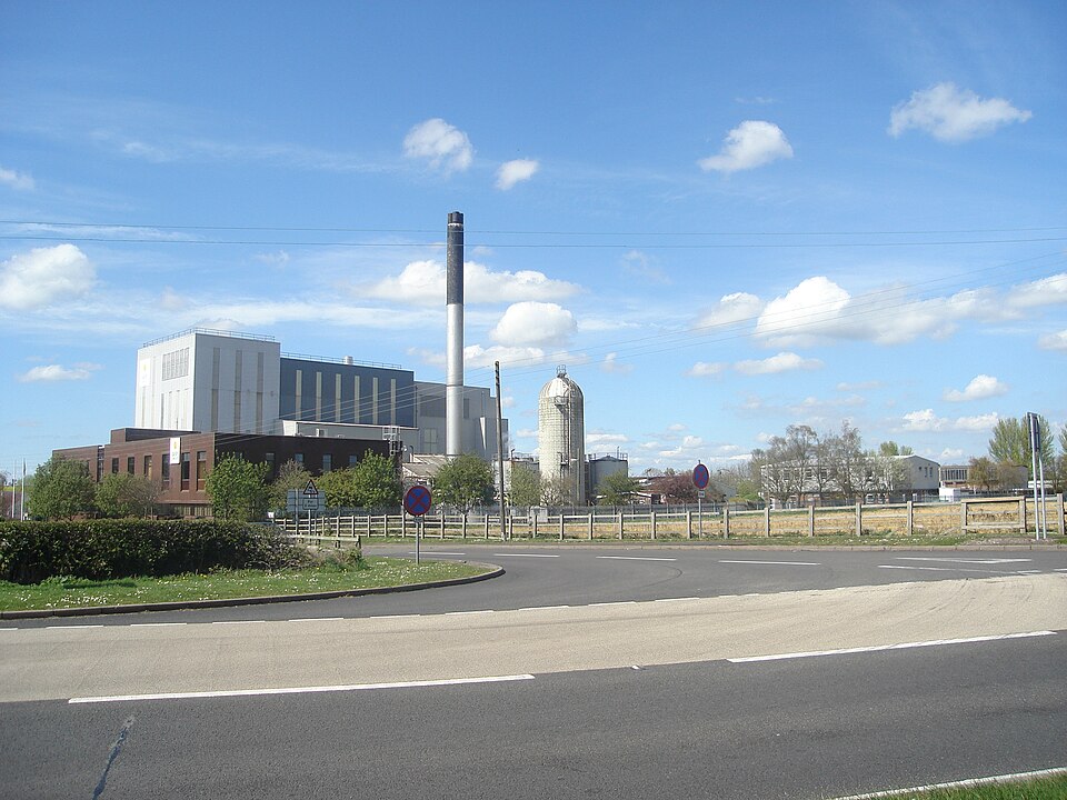 File:Crudgington Creamery.JPG