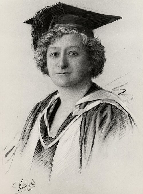 File:Lilian Knowles.jpg
