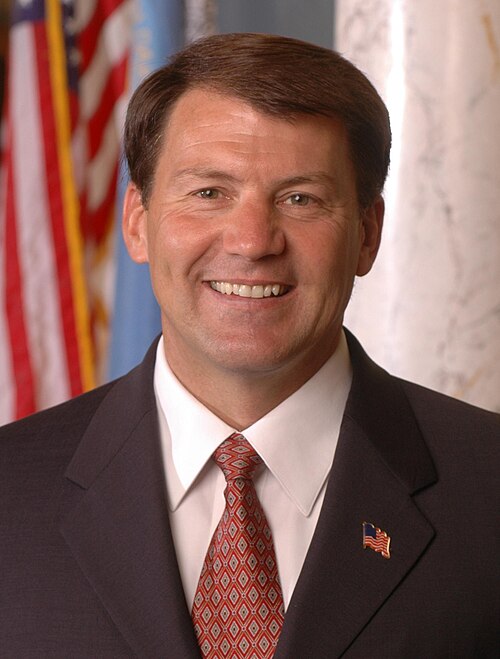 File:Mike Rounds official photo.JPG