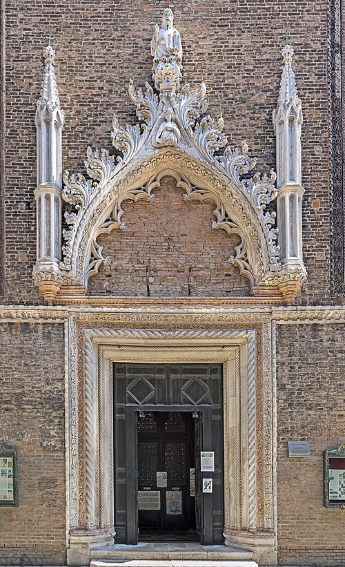 File:Portal of Santo Stefano (Venice).jpg