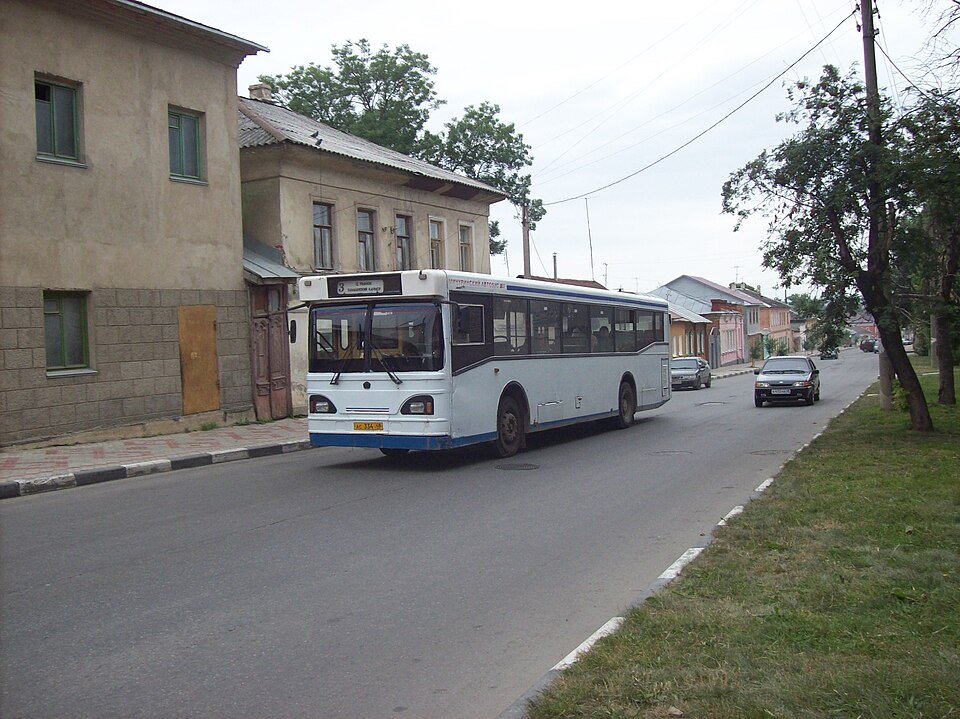 File:МАРЗ в Ельце.jpg