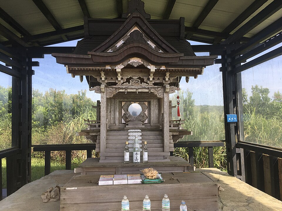 File:高士神社.jpeg