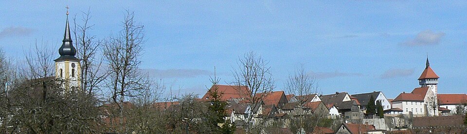 File:Ansicht von Hollfeld.JPG