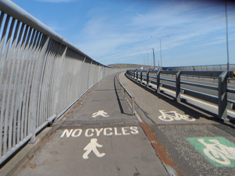 File:Suicide barriers @ Erskine Bridge.jpeg