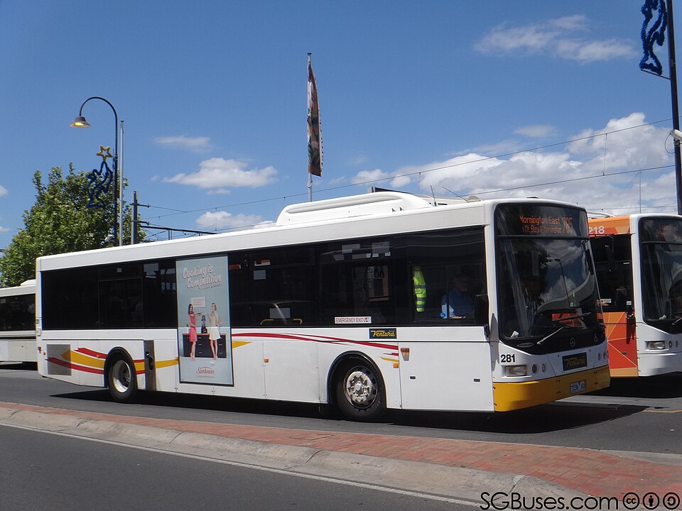 File:Ventura Bus Lines Route 785.jpg