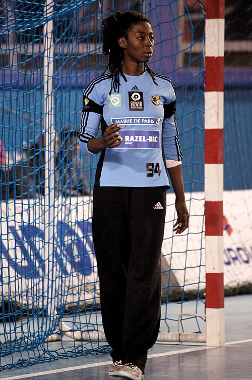 File:Armelle Attingré 2016.JPG